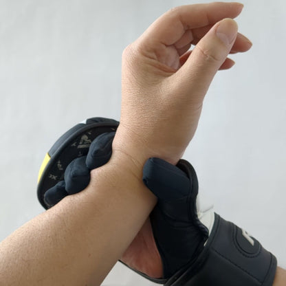 SPARS - Eye Pokes Prevention Gloves - UNISEX